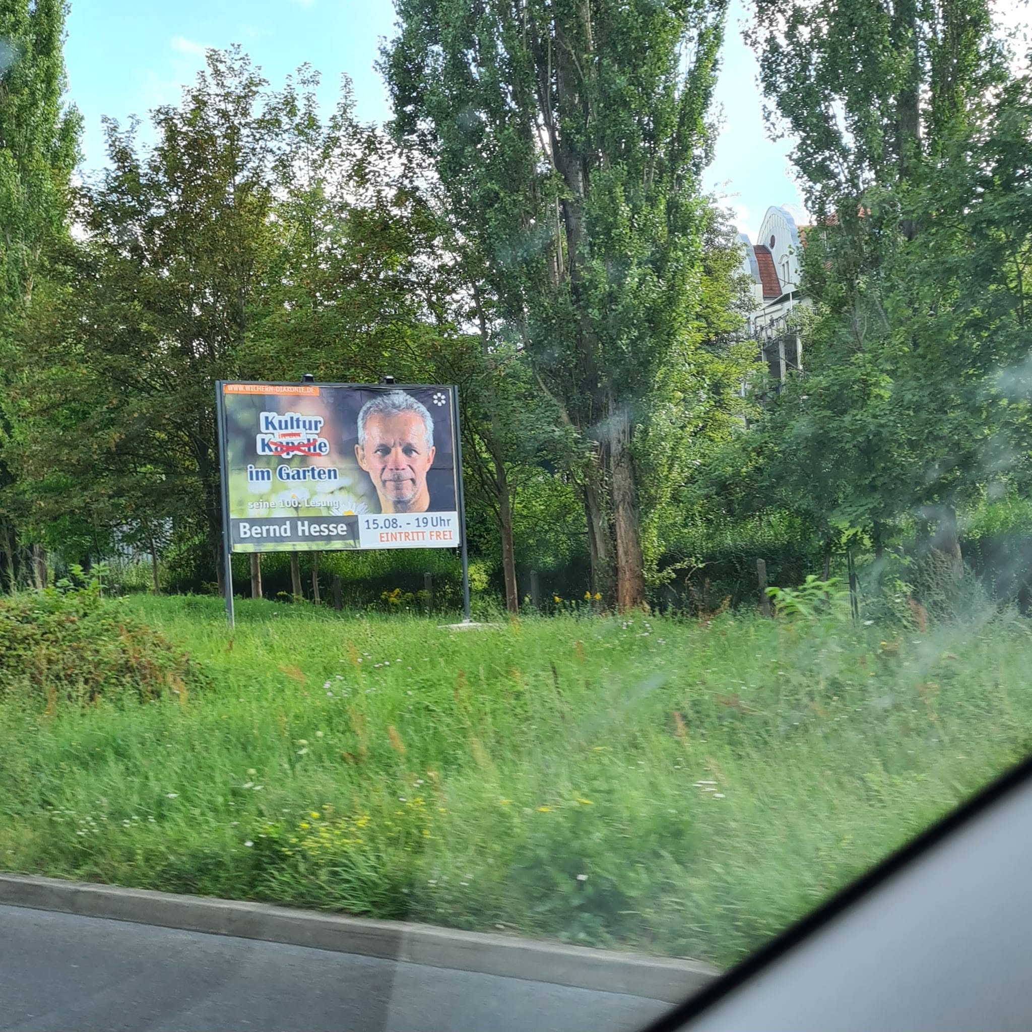 Aufsteller zur einhundertsten Lesung
